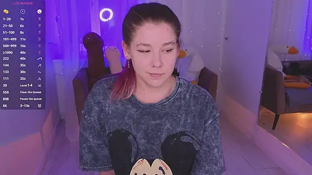 Chat +18 de Mira_Falls ao vivo