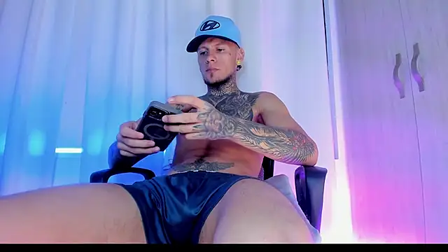 Kings_Ultimate Webcam show