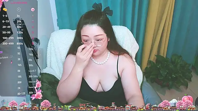 Chat XXX en directo de AngelwithEcup