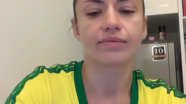 Chat XXX ao vivo de Roriann