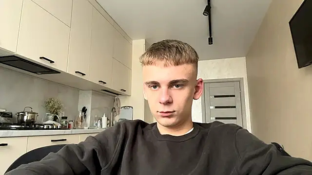 SoloFury Chat XXX live