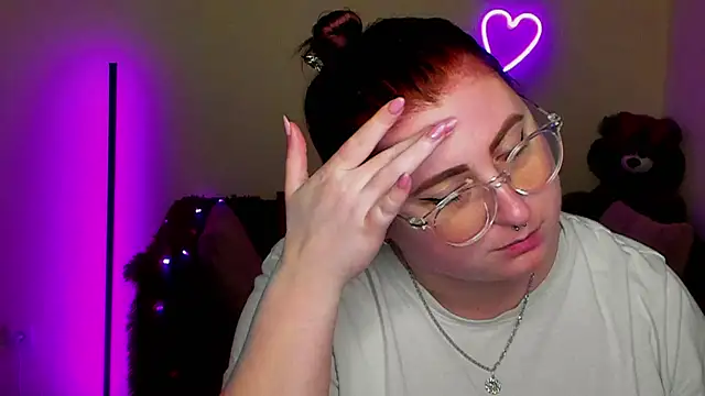 Chatroom XXX en direct de Alicia_love00