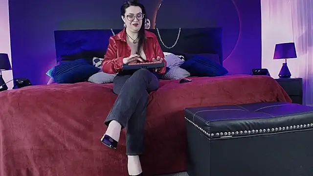 _Jade_16 élő XXX-chatje