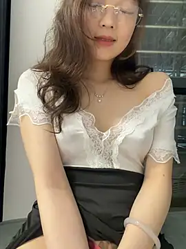 meimei_x: онлайн-секс-чат