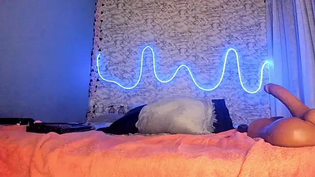 Morochaa-fire's Live XXX Chat