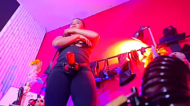 MistressSlut1 Webcamshow