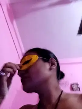 Gullapi Live XXX Chat