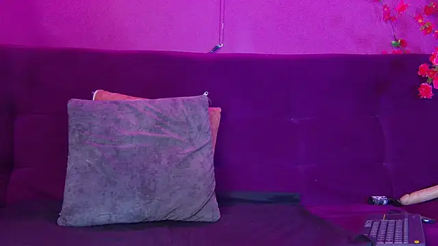 Daliana_Gounbolt Webcamshow