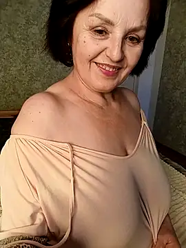 Edelweiss8888 – Live XXX-chat