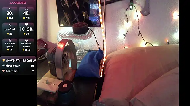 Pussyeat2please's Live XXX Chat