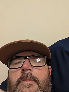 Louis504z Show in webcam