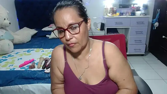 Chatroom XXX en direct de pervert_mommy_