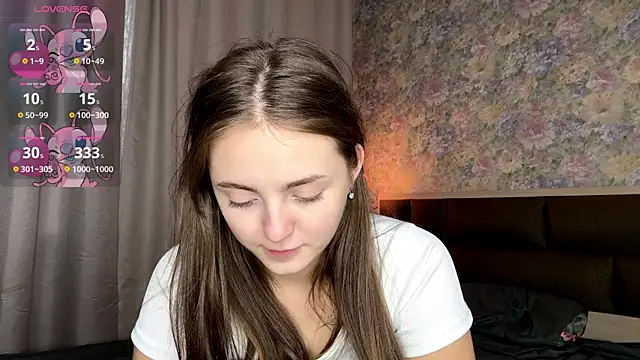 LoraDavi's Live XXX Chat