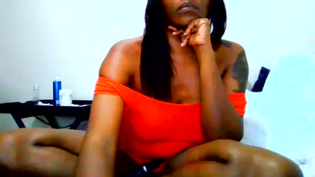 Chat XXX en directo de TALLnBEAUTY