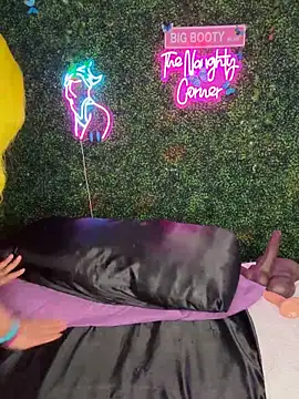 RenaThickAss' Webcam Show