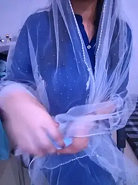 Pokazy przed kamerką – tanzum_khan_3202_