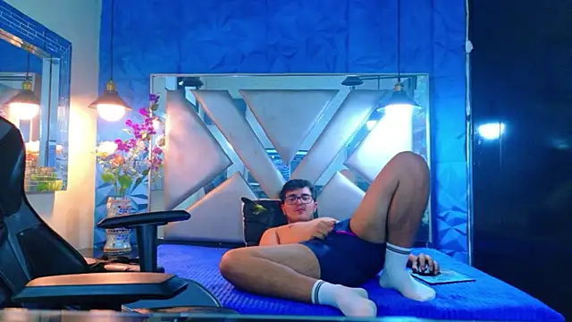 Oliver_Jamees Webcam-Show