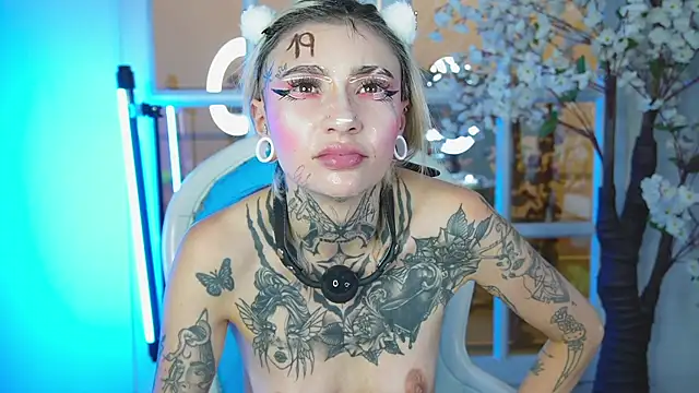 miss___angel: онлайн-секс-чат