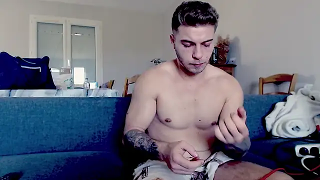 Pokazy przed kamerką – Elkafit28