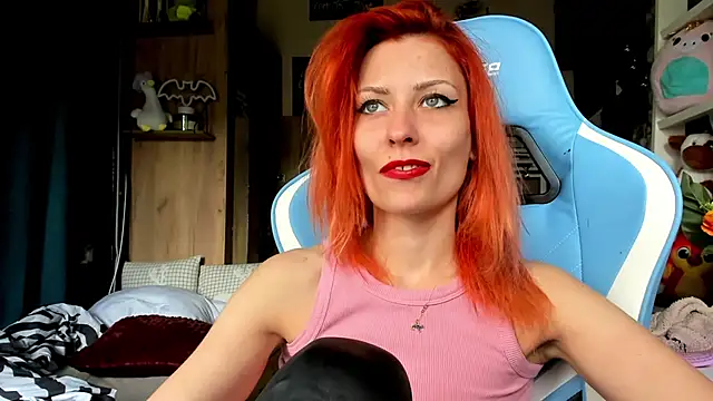 karo123421 Adlı Modelin Canlı XXX Sohbeti