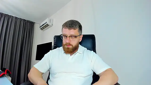 Živý XXX chat Findom_guy