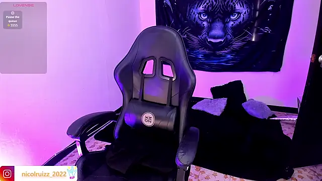 Nicolle_Ruizz Chat XXX live