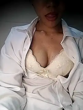 Chat XXX ao vivo de Miyumi1137