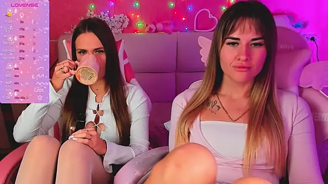 Chat XXX ao vivo de hotty_girls_here