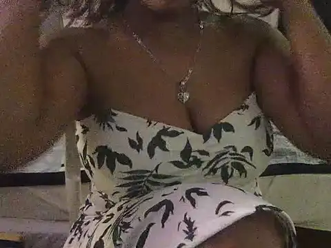 Chat XXX en directo de raveena_hot