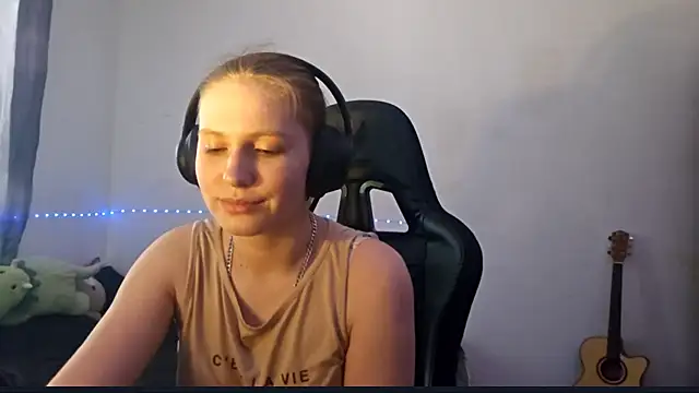 Czat XXX na żywo – WesleyFrohling