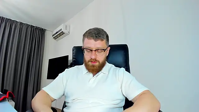 Findom_guy Webcam Show