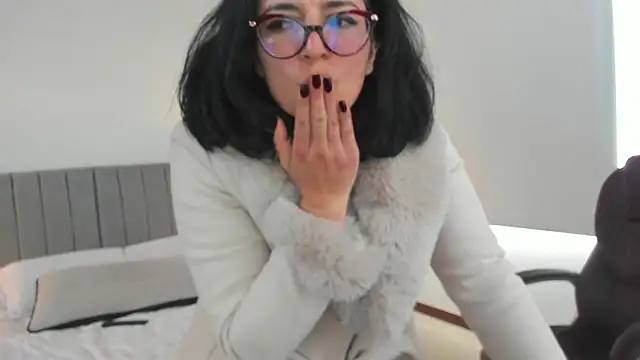 adriana71 라이브 XXX 채팅