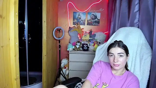 Fiery_Brunette_n Live XXX chat