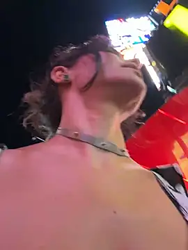 Chat +18 de Zeravina ao vivo