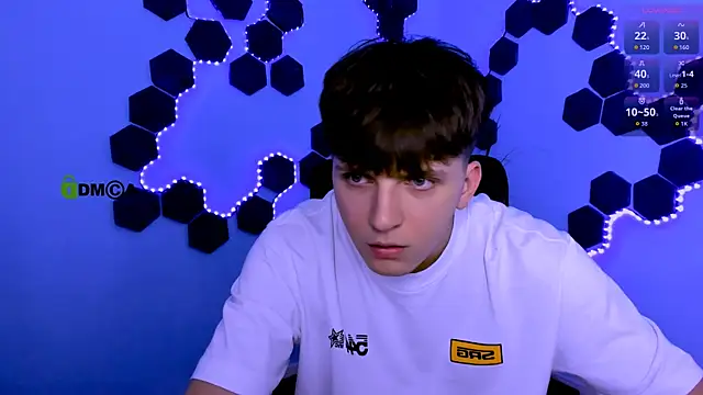 travis_wolf_'s Live XXX Chat