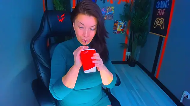 AnaMills: онлайн-секс-чат