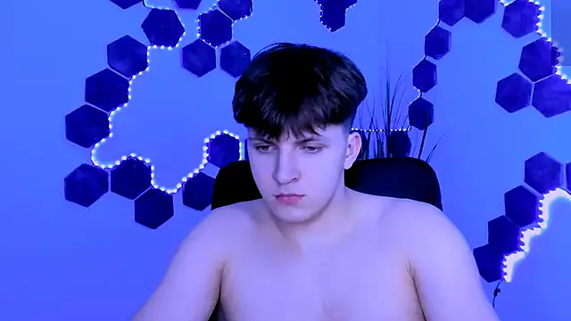 Živý XXX chat travis_wolf_