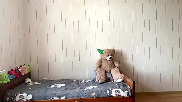 YourMiIa – Live XXX-chat