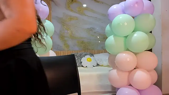 samy_19_'s Live XXX Chat