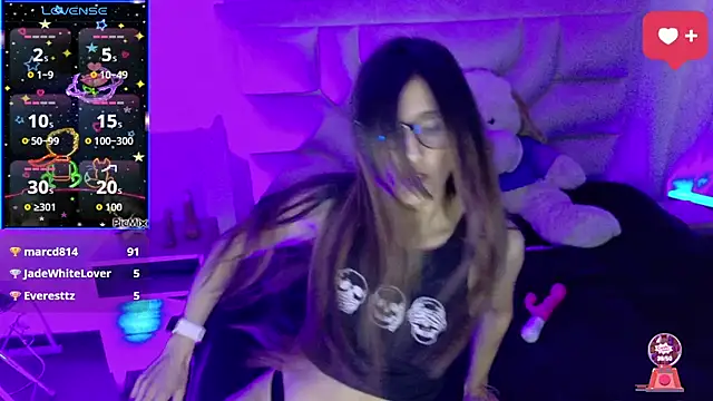 _jade_white_'s Live XXX Chat