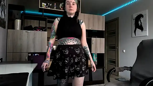 HighelikeGirl Adlı Modelin Canlı XXX Sohbeti