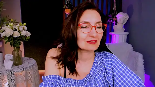 UnaTerra's Live XXX Chat