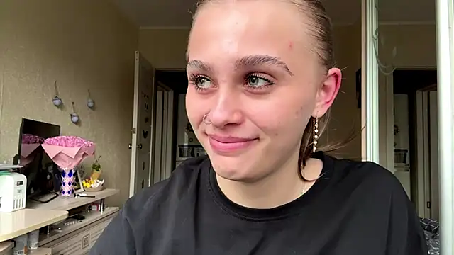 Elle_GrEat Adlı Modelin Canlı XXX Sohbeti