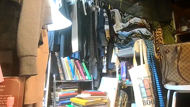 Chat XXX en directo de ShysluutGia