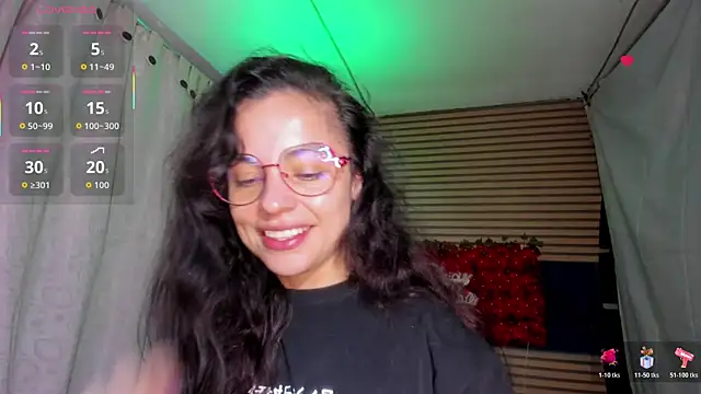 Chat +18 de rosse_2504 ao vivo