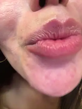 TS-SimplyTheBest Live XXX-chat