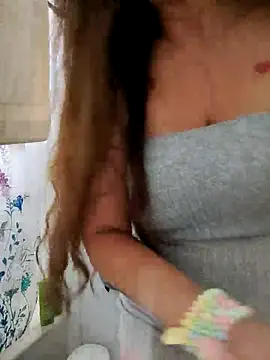 TheDimeのライブXXXチャット