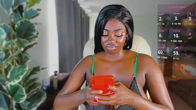 Almaahotxxx's Live XXX Chat