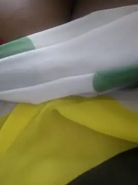 Show modela sweety_hotty__ na web-kameri