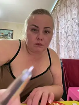 دردشة Mommy-girl-Lola الجنسية المباشرة